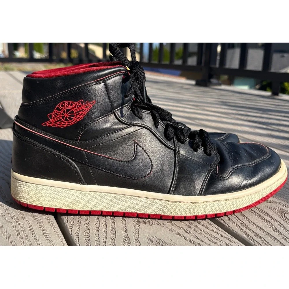 Nike Air Jordan 1‎ Retro Mid Black Red White Leather Mens Sneakers Shoes Size 12